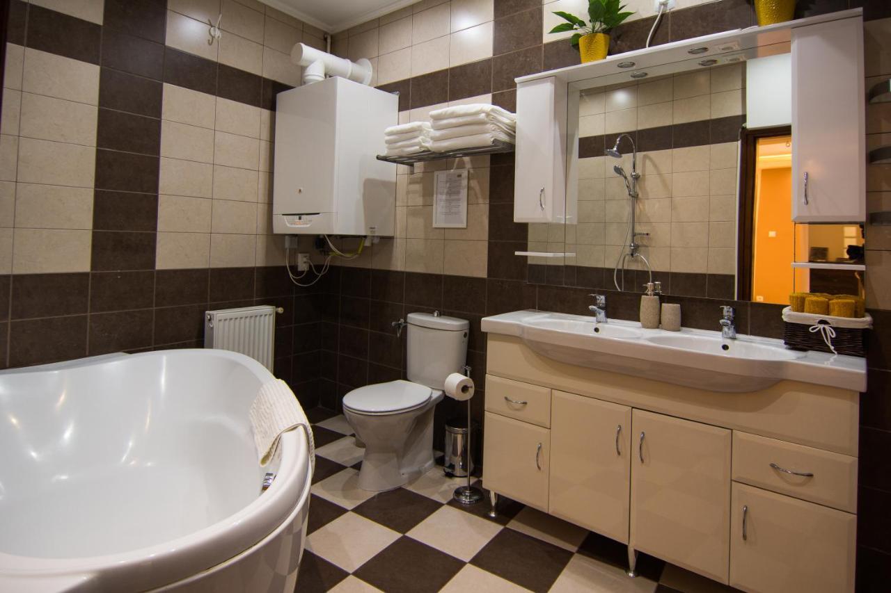 Cork Apartman Eger Exterior photo
