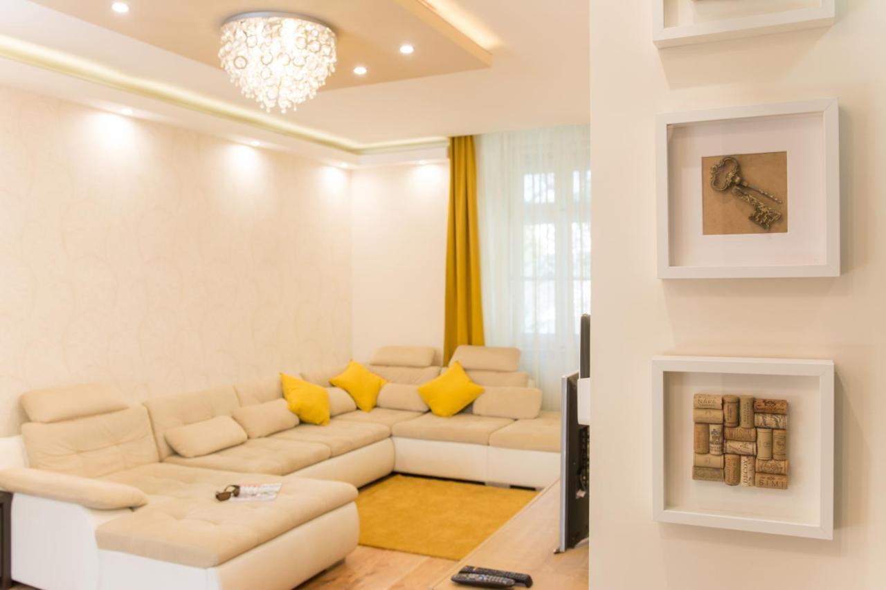 Cork Apartman Eger Exterior photo